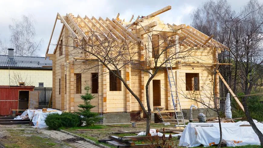 «Золотое строительство»: собственный дом становится роскошью в Московском регионе