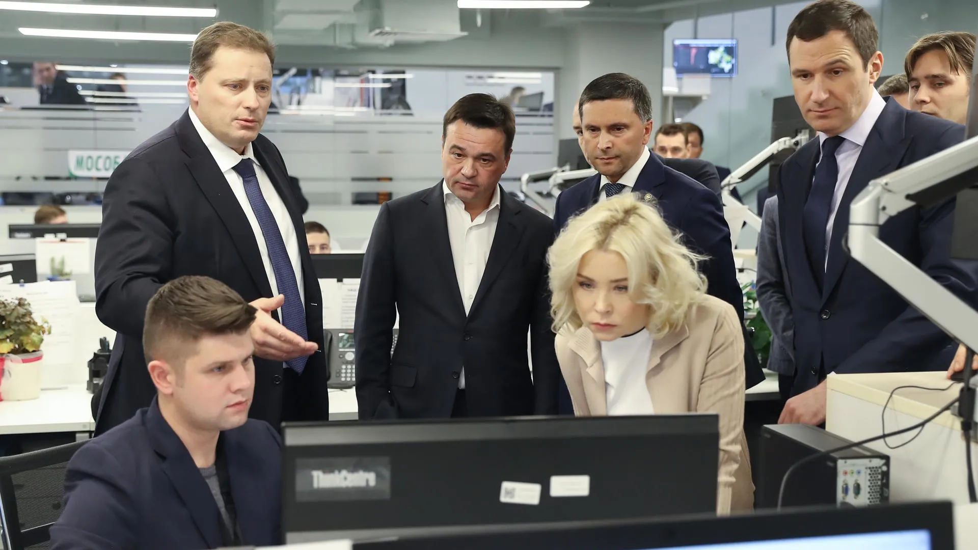 Воробьев представил главе Минприроды Кобылкину систему контроля сбора ТКО в Подмосковье