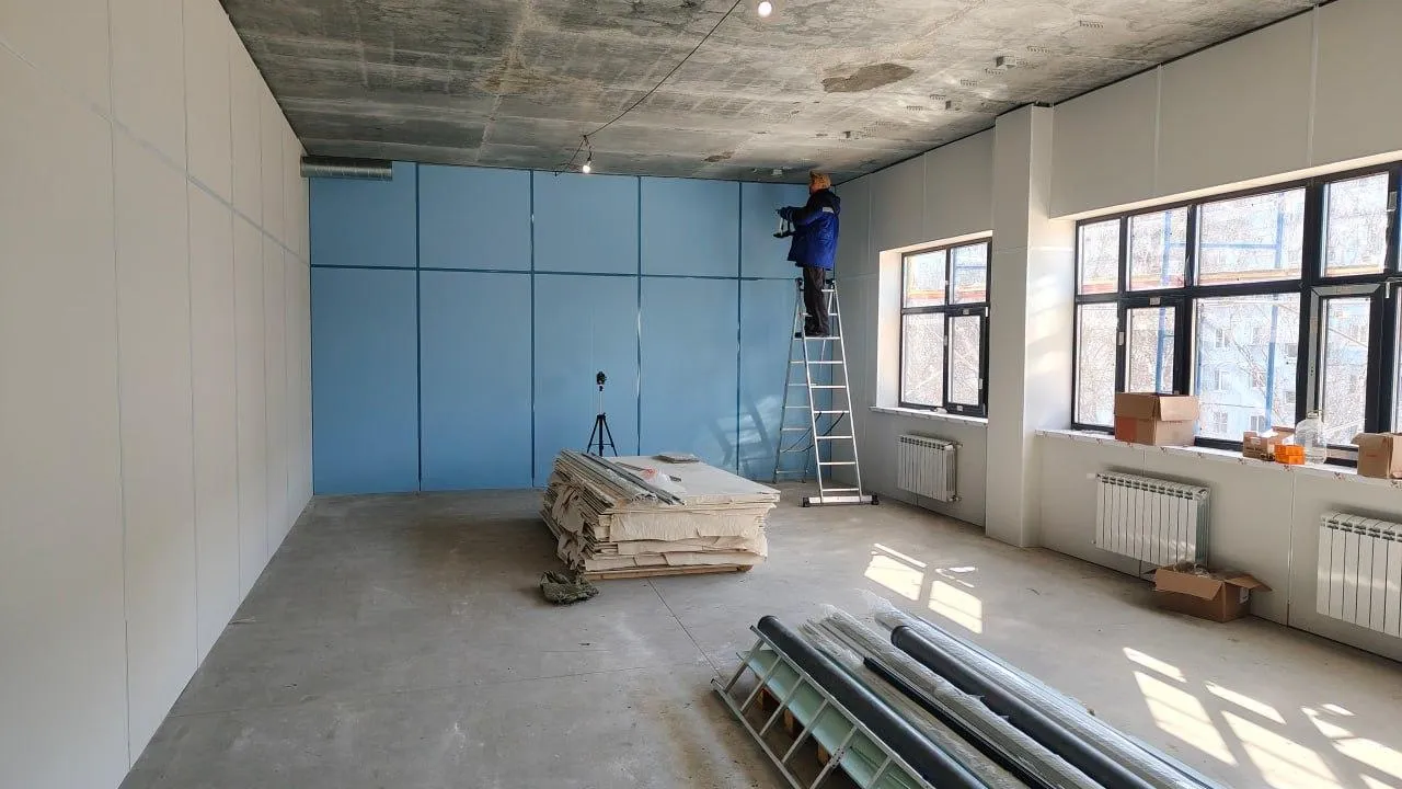 В Коломне Подмосковья достроили половину нового корпуса школы №14