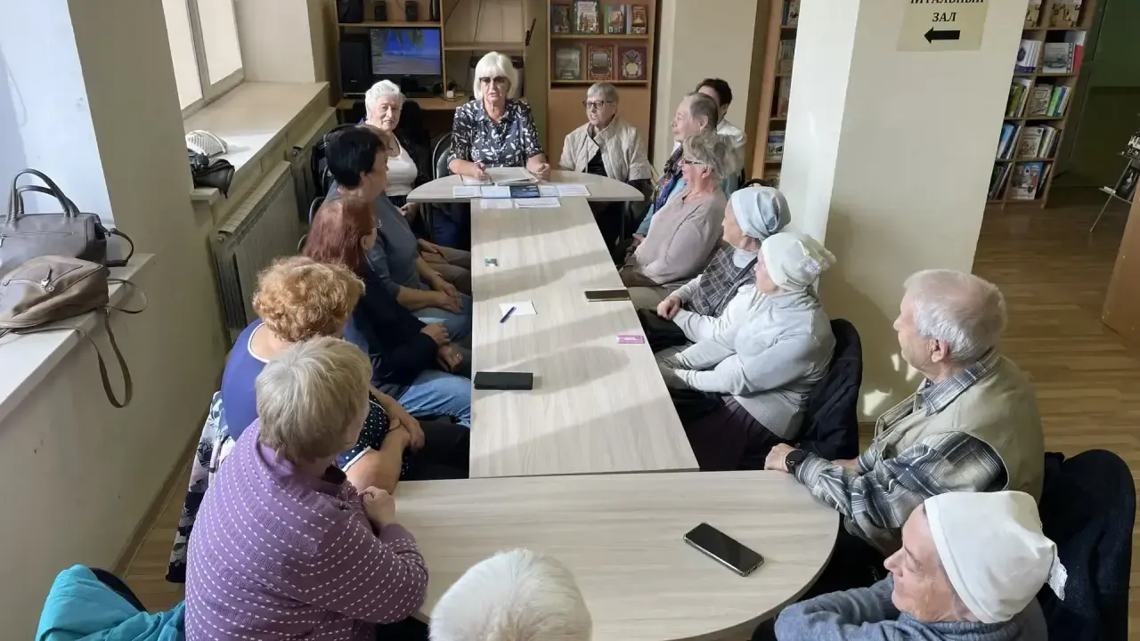Луховицкий врач рассказала жителям Белоомута, как сохранить здоровье легких