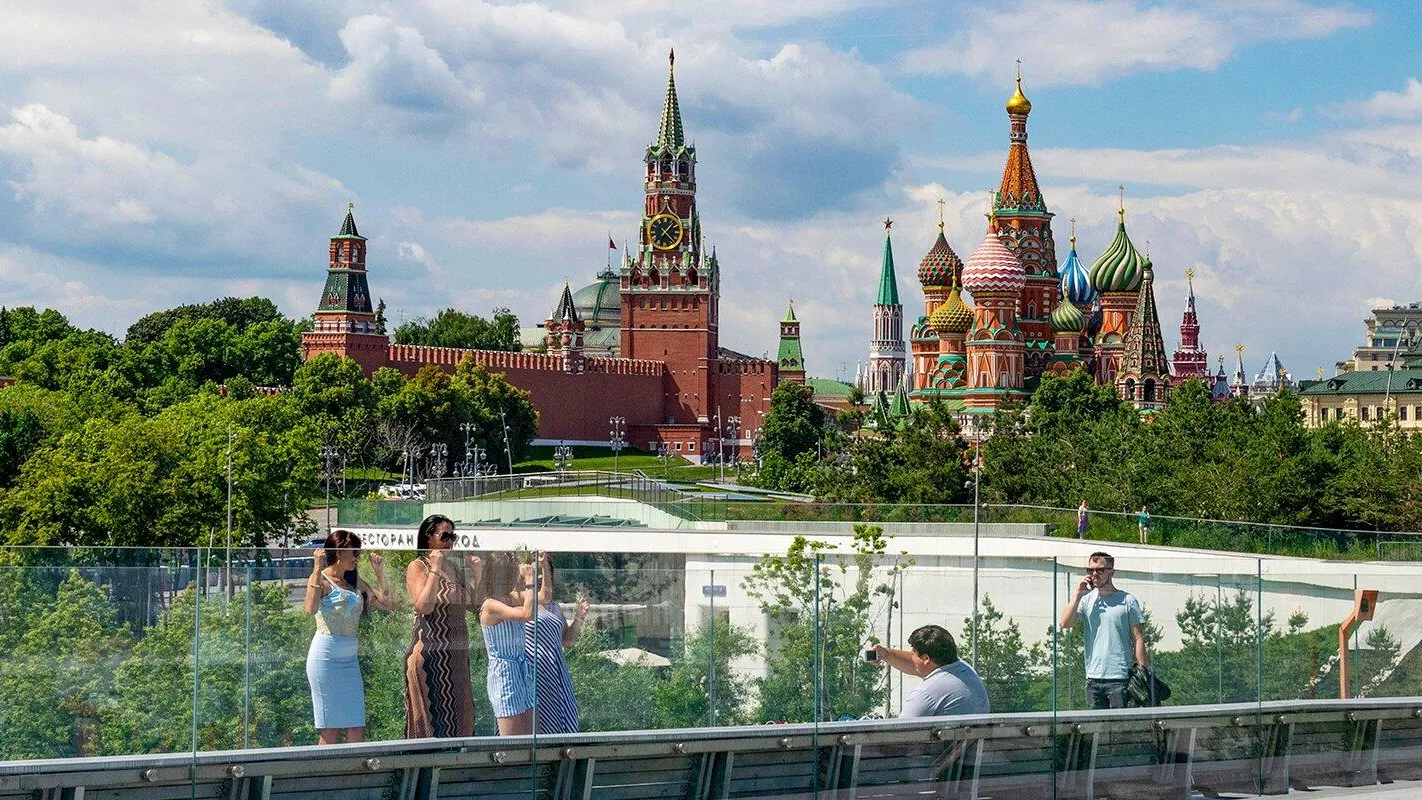 Число посетивших Москву туристов выросло на 22% в прошлом году