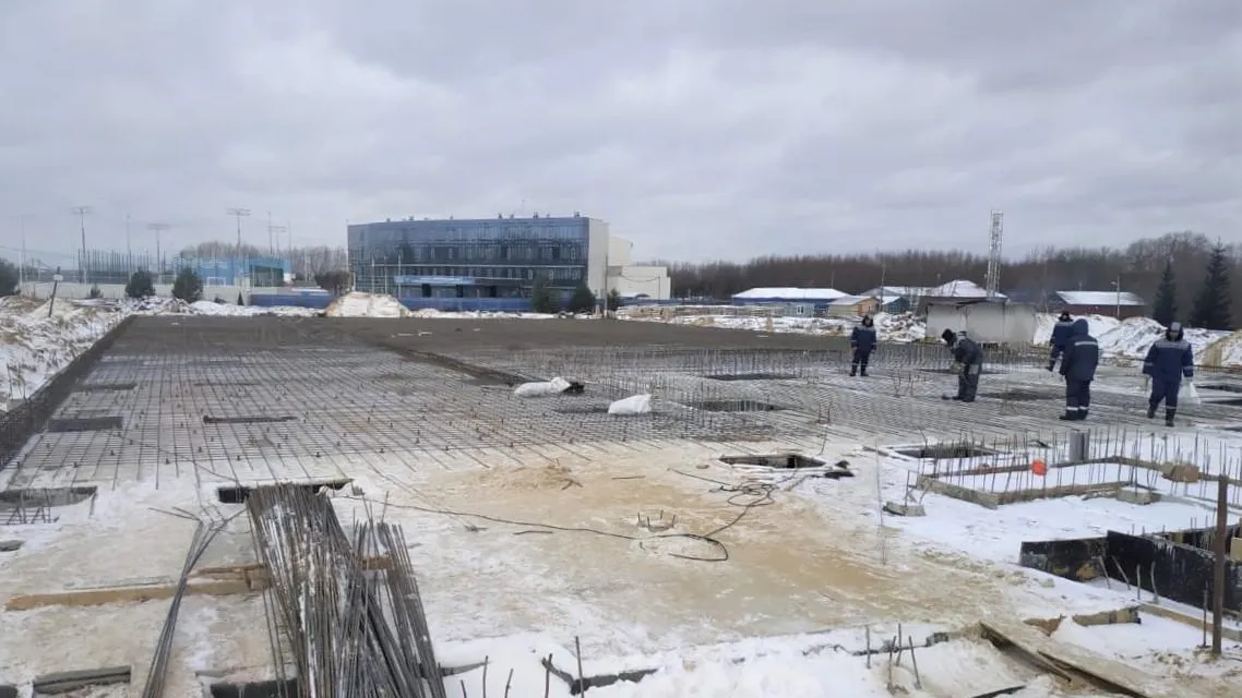 В Бронницах продолжается строительство нового ФОКа