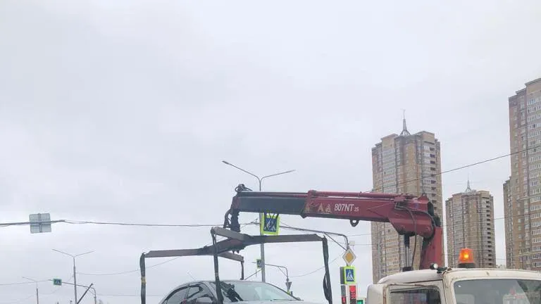 В Подмосковье эвакуировали более 3,3 тыс автомобилей за прошедшую неделю