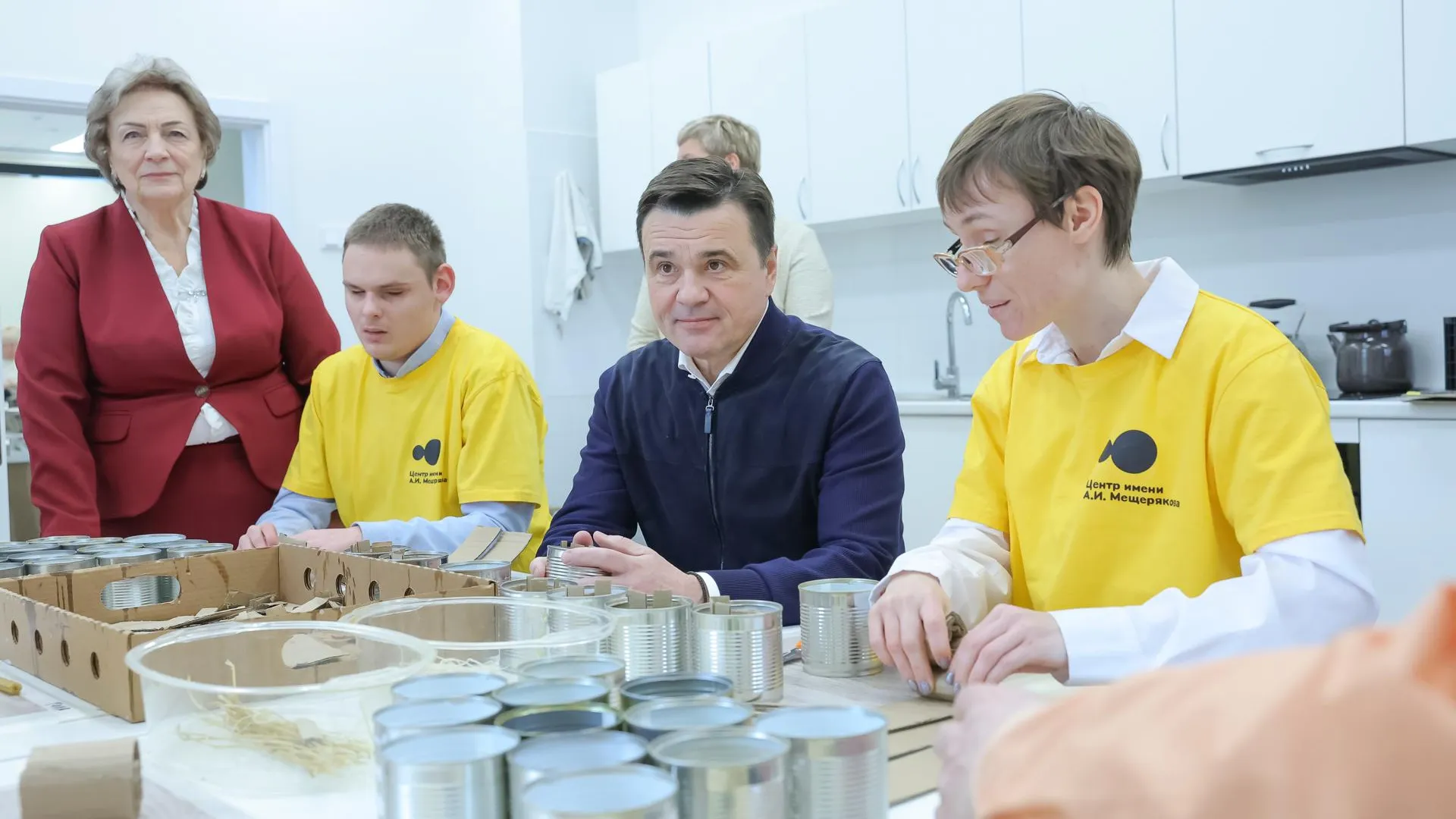 Воробьев: тяжелораненые бойцы СВО в центре Мещерякова осваивают новые профессии