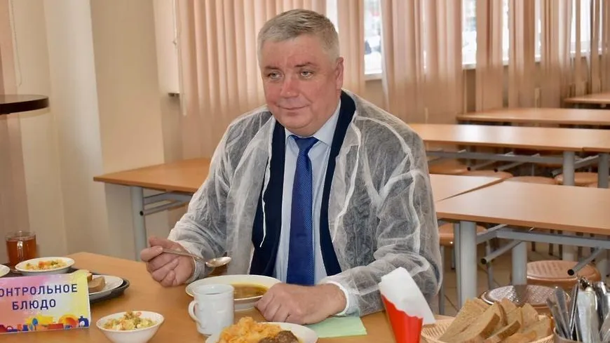 Организацию и качество горячего питания проверили школах №8 и 10 в Балашихе