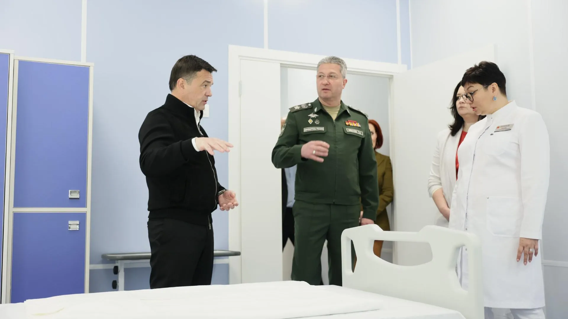 Андрей Воробьев и Тимур Иванов открыли современный медкомплекс в Истре