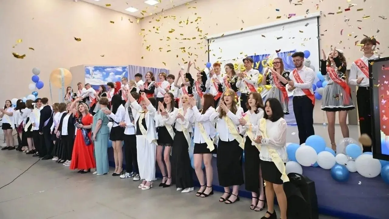 В Балашихе 57 выпускников сдали ЕГЭ на 100 баллов, одна школьница вошла в топ‑4 Подмосковья