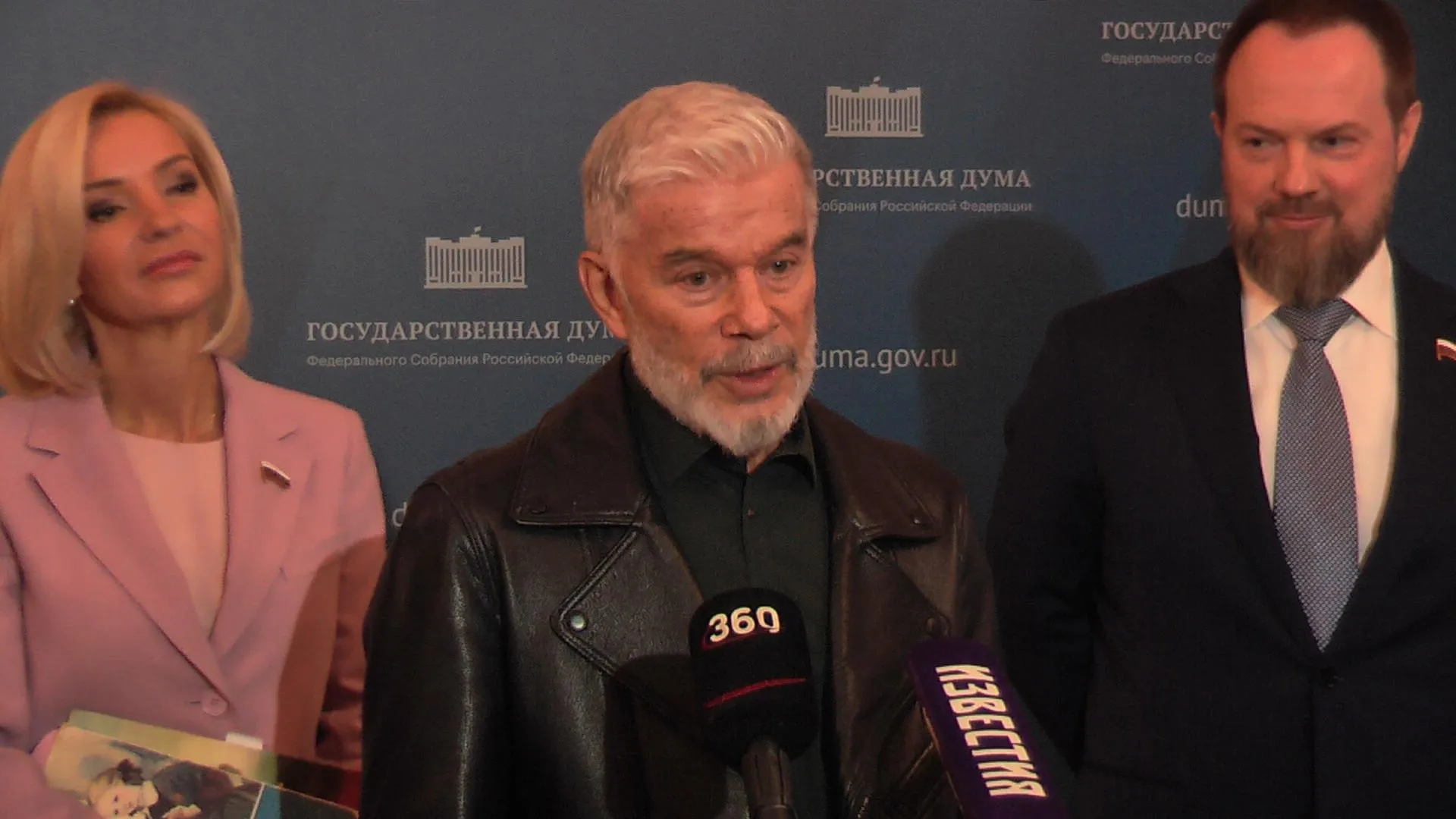 Олег Газманов заявил, что стране сейчас нужна духоподъемная музыка