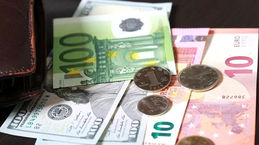 Какие существуют подводные камни при покупке валюты: на что нужно обратить внимание