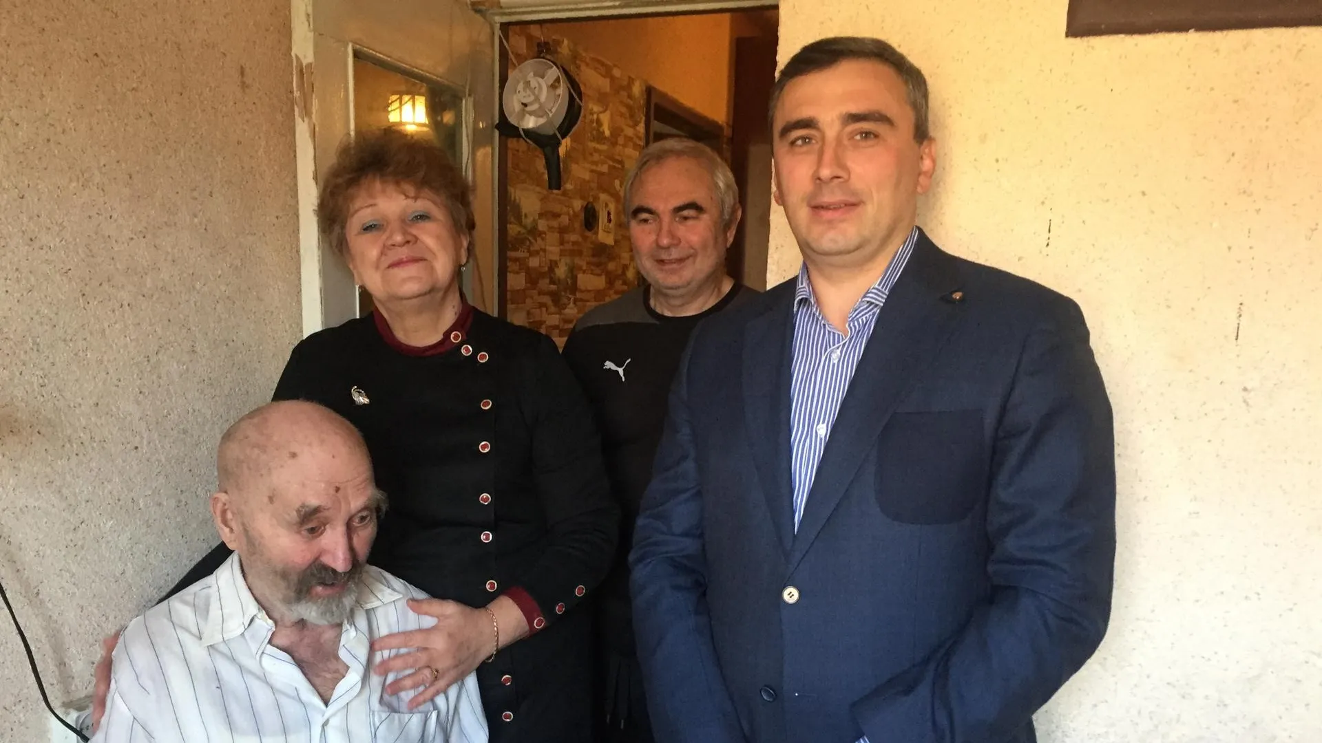 Труженика тыла из Подольска поздравили с 90‑летием