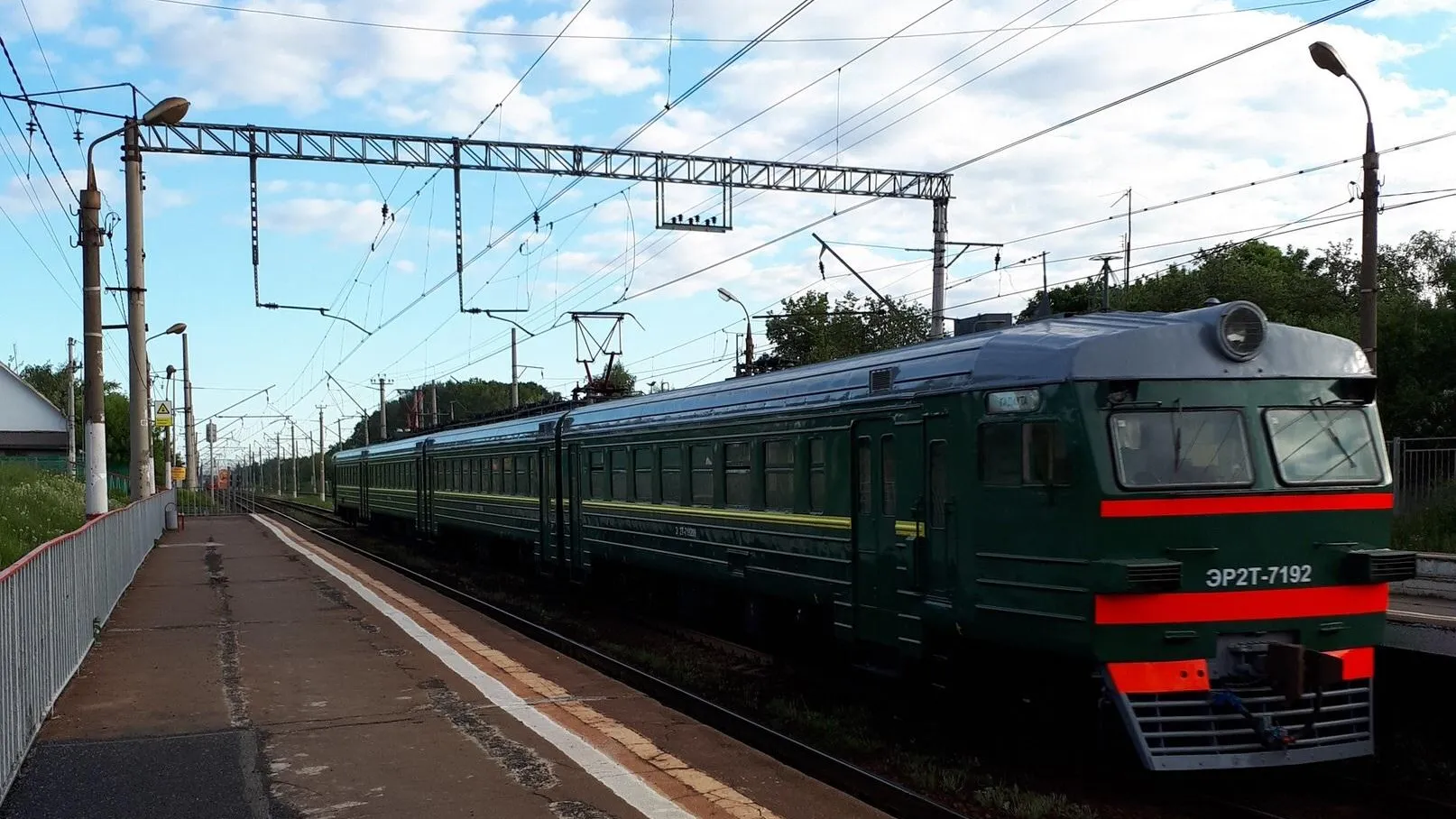 Движение на участке Курского направления МЖД возобновили по всем путям после сбоя