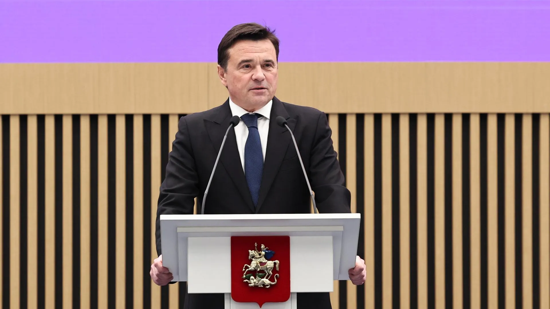 Андрей Воробьев поздравил энергетиков Подмосковья с профессиональным праздником