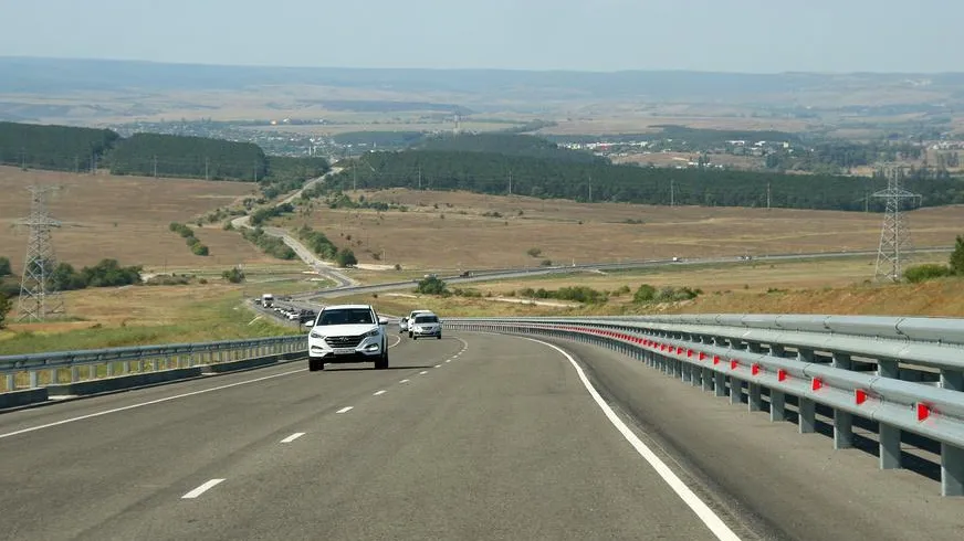 В Крыму ограничили движение транспорта на границе с Херсонской областью