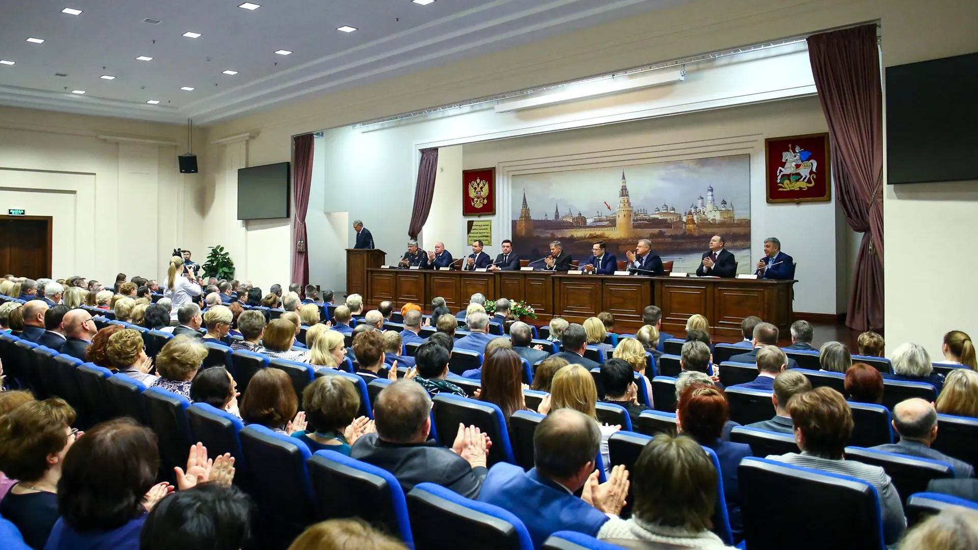 Воробьев поздравил с назначением нового председателя Московского областного суда
