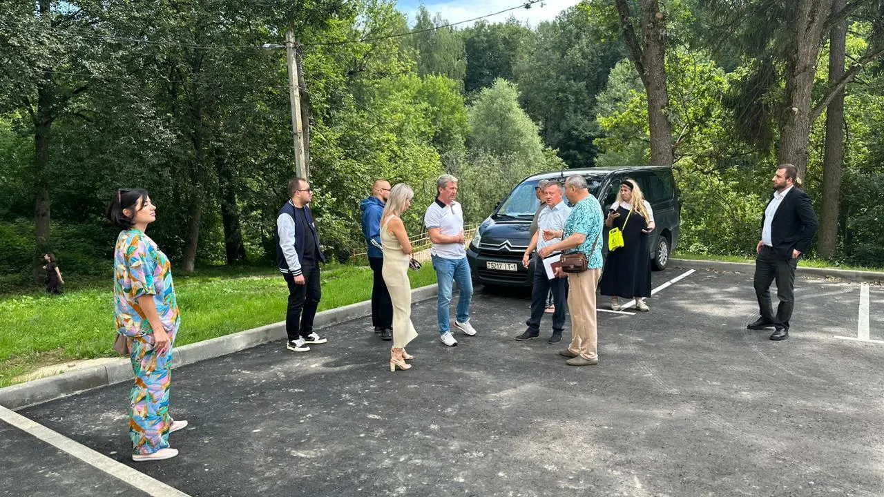 В Наро-Фоминске проходят работы по комплексному благоустройству придомовых территорий