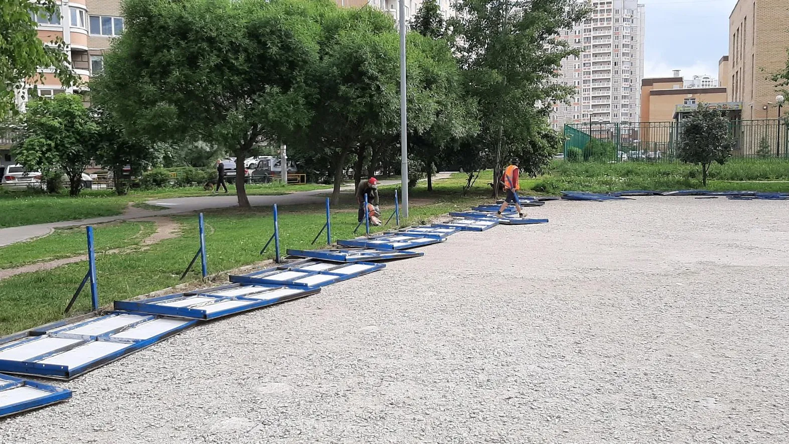 Спортивную и детскую площадки оборудуют в микрорайоне Кузнечики Подольска