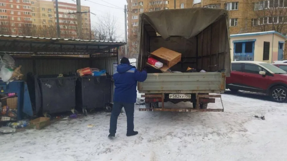 В Подмосковье усилены ресурсы по вывозу ТКО на придомовых контейнерных площадках
