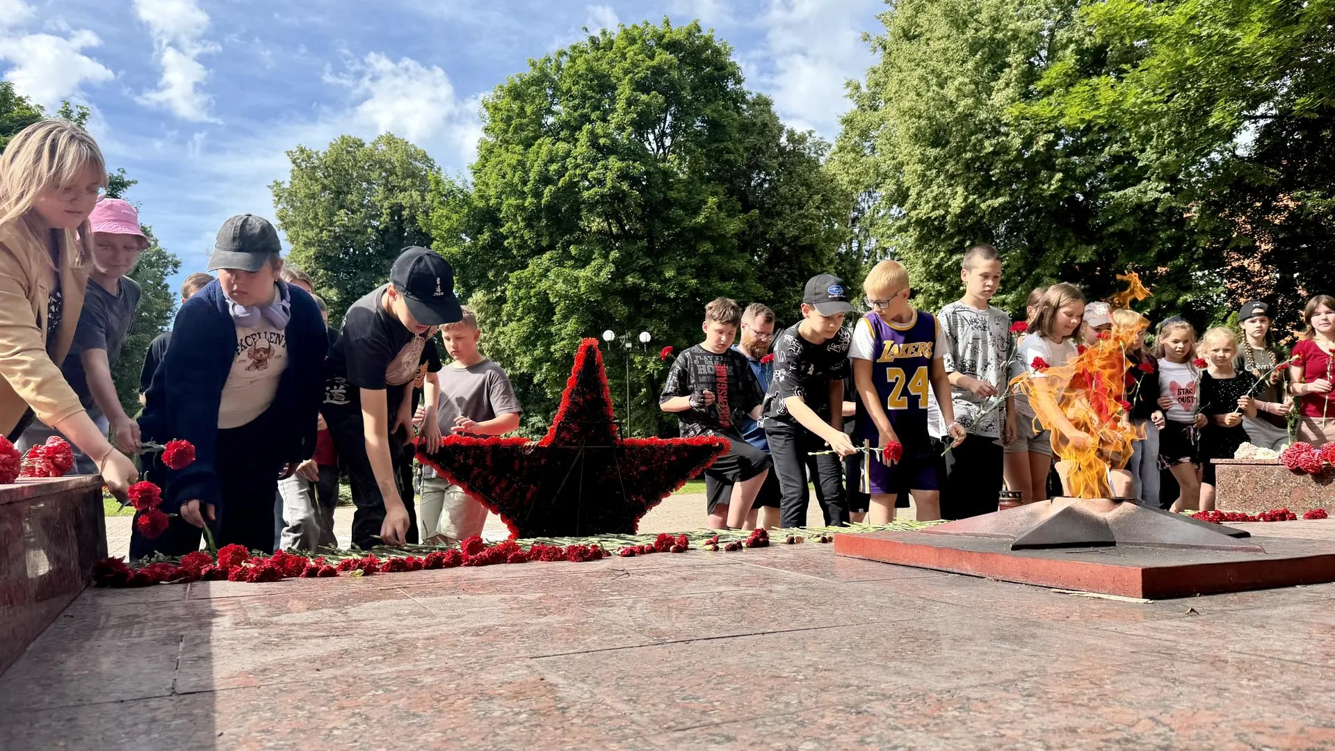 В Можайском округе прошел «Забег Победы» в честь Парада 1945 года