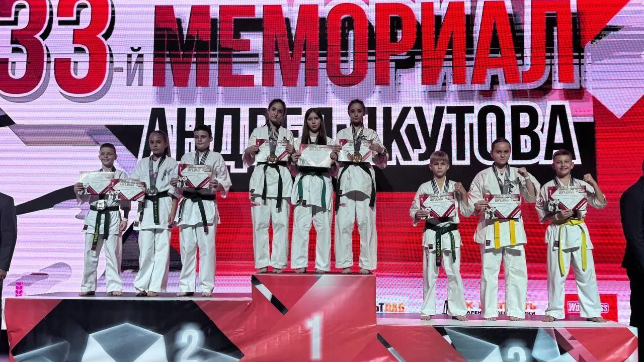 Спортсменка Королева взяла «золото» на соревнованиях по карате-киокусинкай
