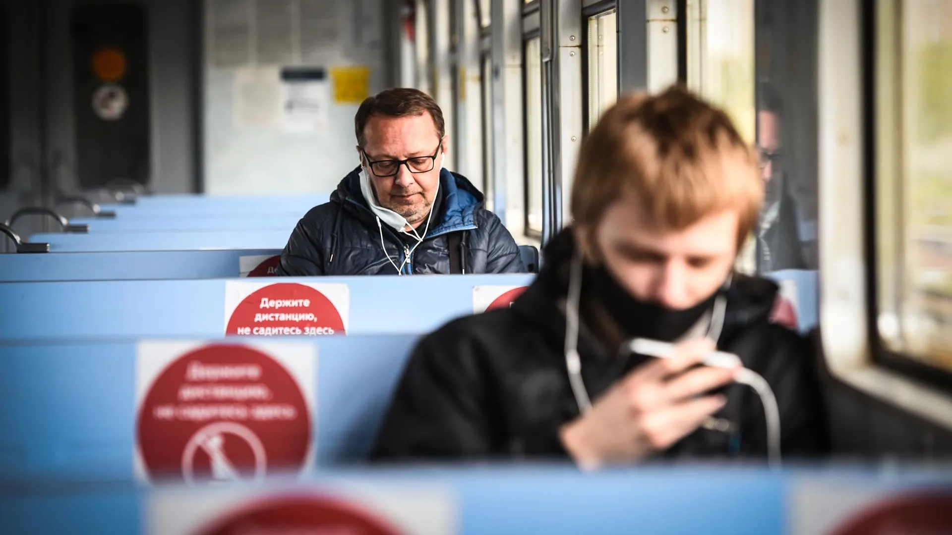 98% пассажиров транспорта в Подмосковье утром в четверг надели маски