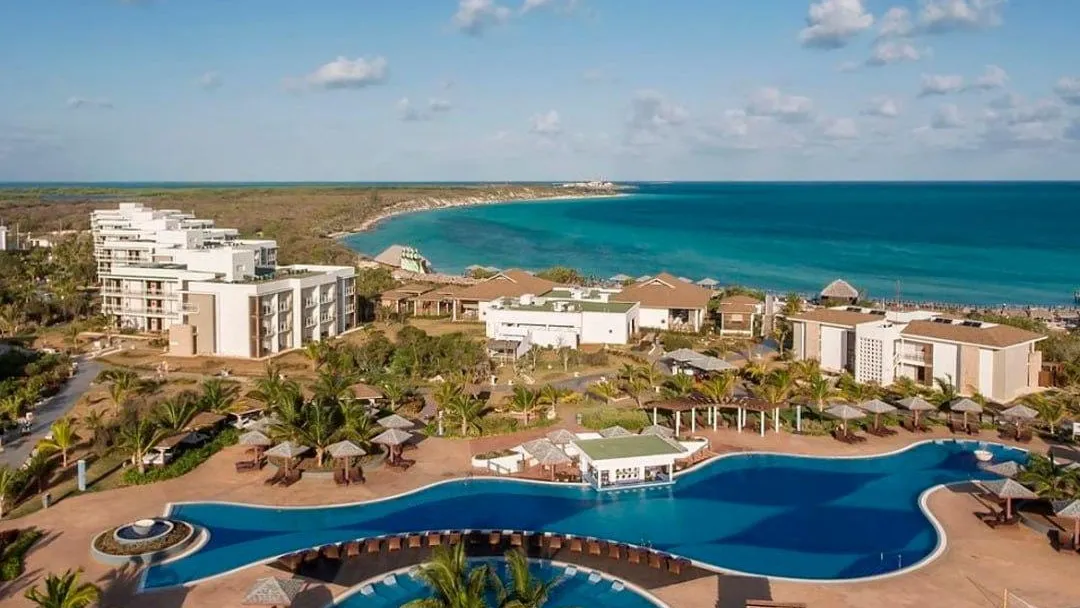 Россиян выселяют из 5-звездочных отелей на Кубе из-за топливного кризиса