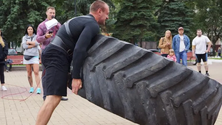 Призеров турнира по силовому экстриму ко Дню молодежи определили в Подольске
