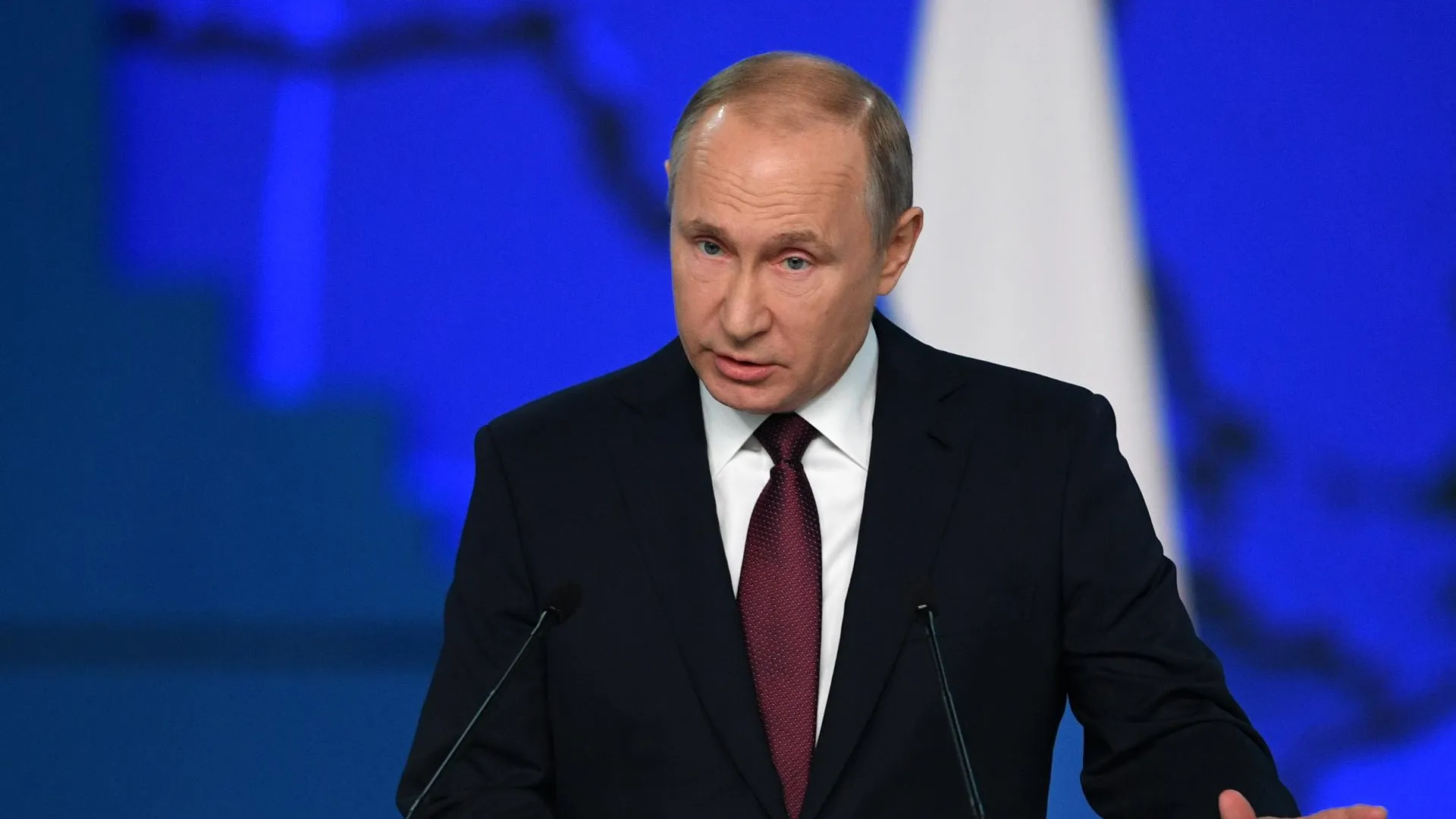 Путин заявил, что поправки в Конституцию внесут на 30–50 лет