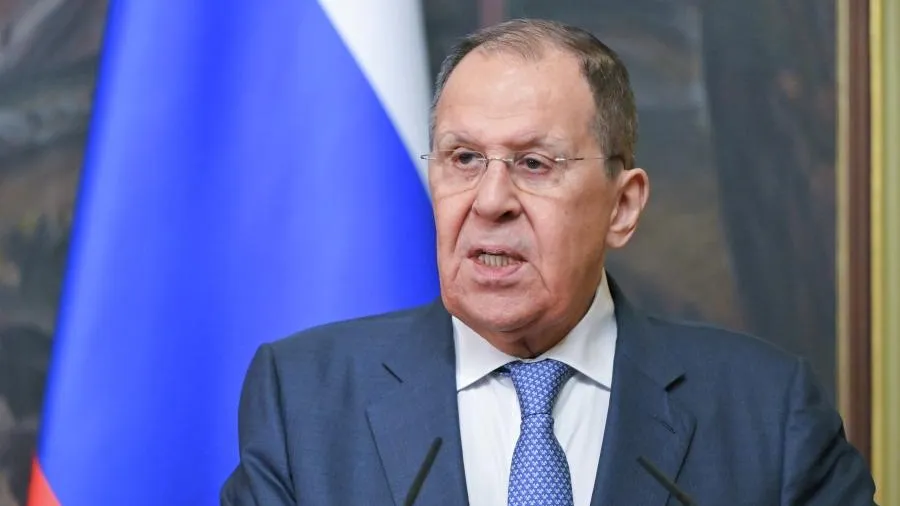 Лавров: решение позволить Киеву бить дальнобойным оружием держалось в тайне