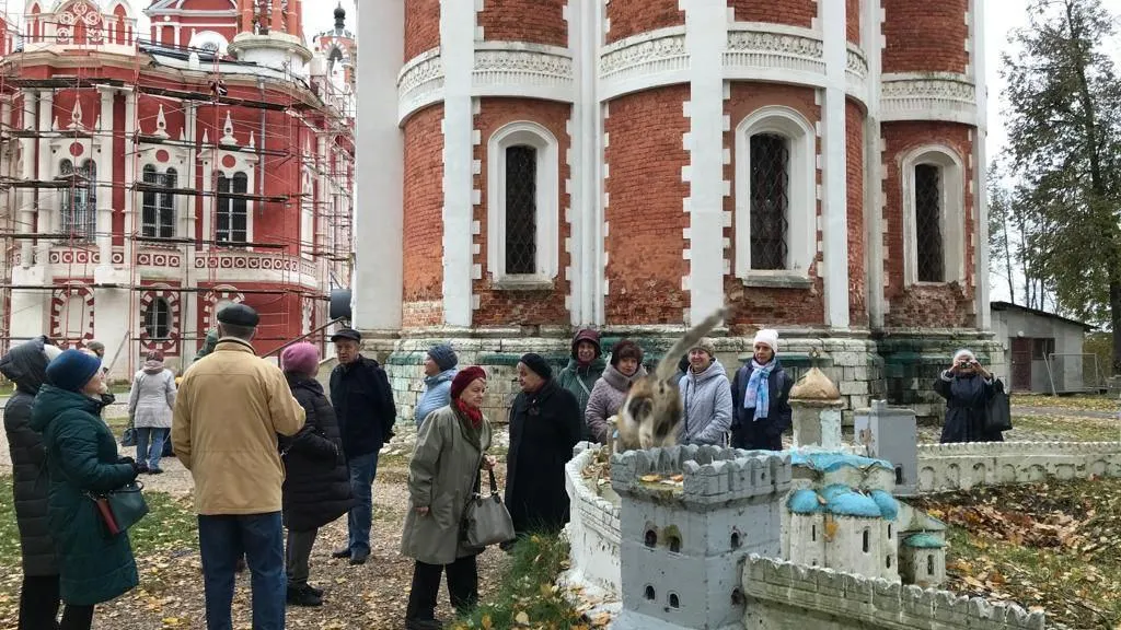 Активные долголеты из Красногорска побывали на экскурсии в Можайске