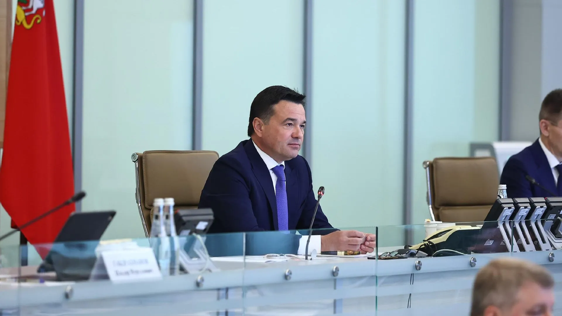 Андрей Воробьев поручил упростить работу инвесторов с контрольно‑надзорными органами