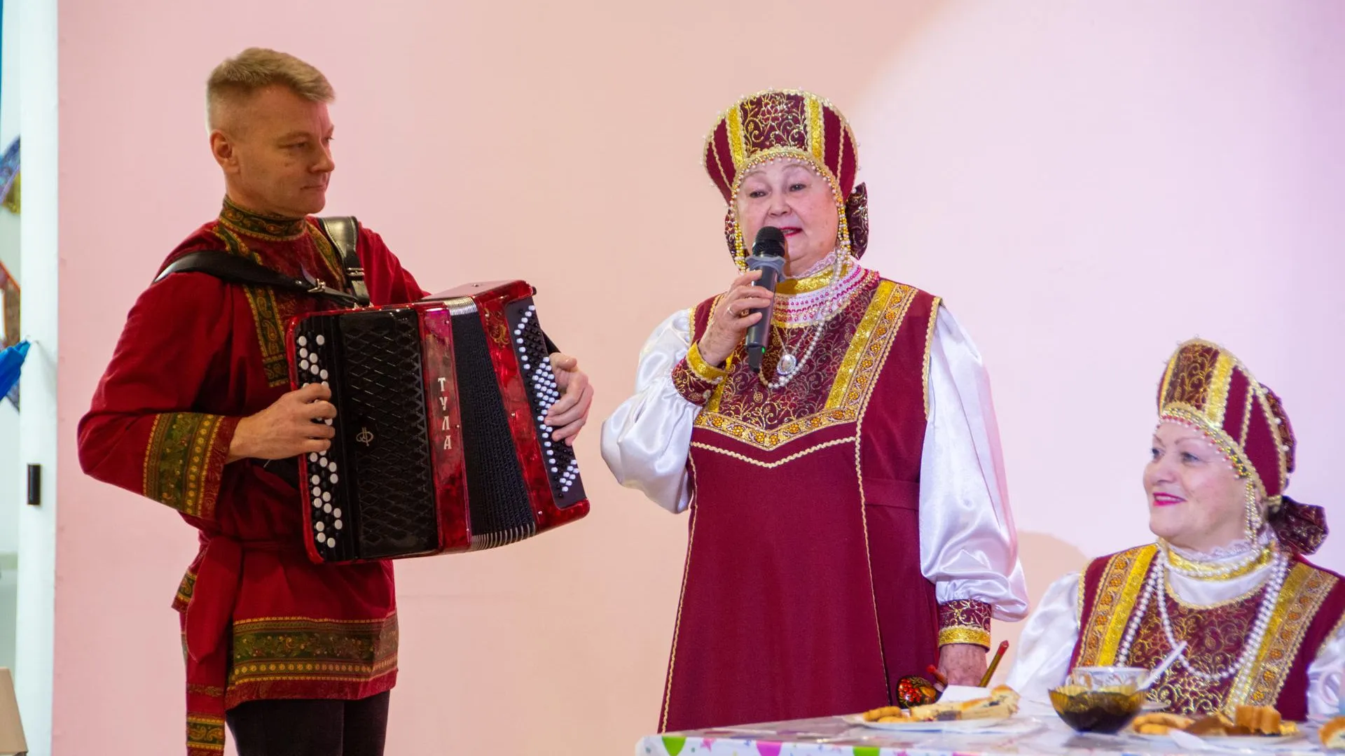 Хор «Химкинские зори» провел концерт славянской музыки в Химках