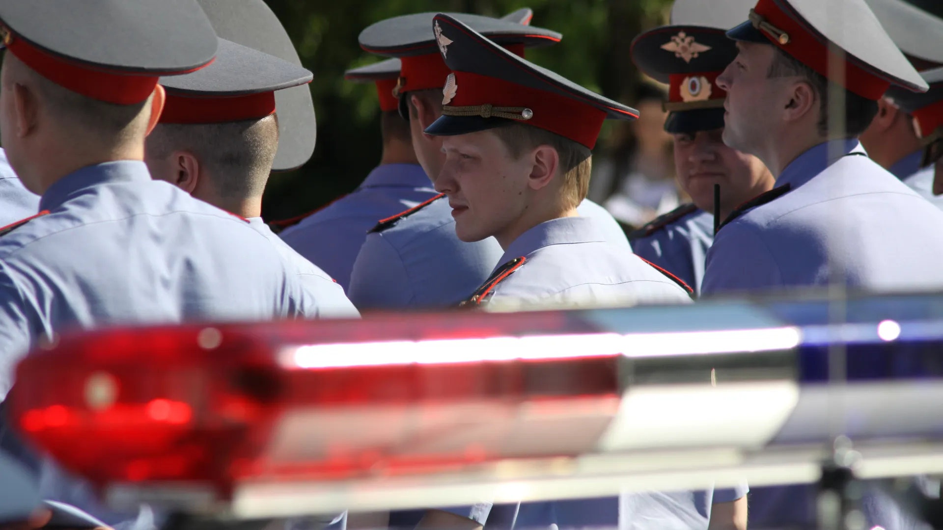 Студентка подожгла полицейскую машину в Подмосковье из-за мошенников