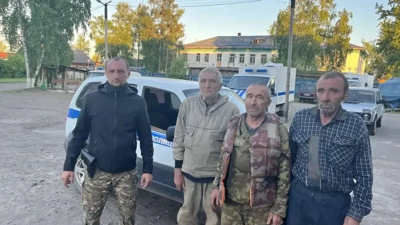 Трое дедушек пропали при сборе черемши в Иркутской области