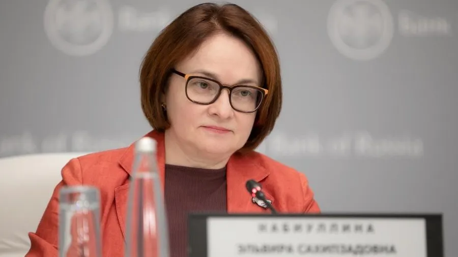 ЦБ снизил ключевую ставку до 20%: последствия для курса рубля, кредитов и депозитов