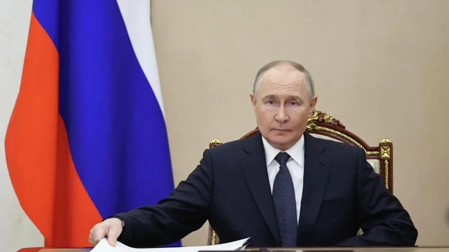 Путин провел совещание по подготовке к переговорам с Украиной