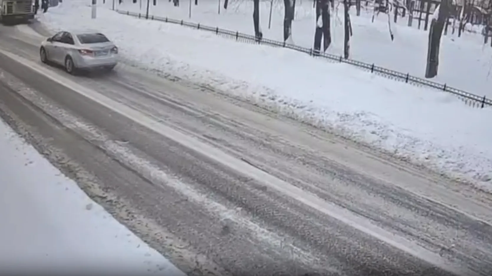 Загруженность дорог Подмосковья утром 2 февраля составила 5 баллов