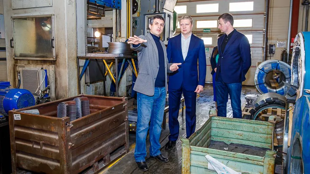 Глава Одинцовского округа проинспектировал производственные цеха компании «Металлик и Ко»