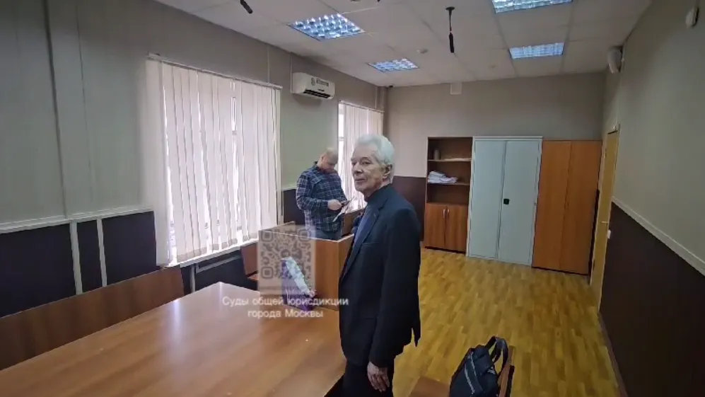 Леонид Гозман* привлечен к административной ответственности