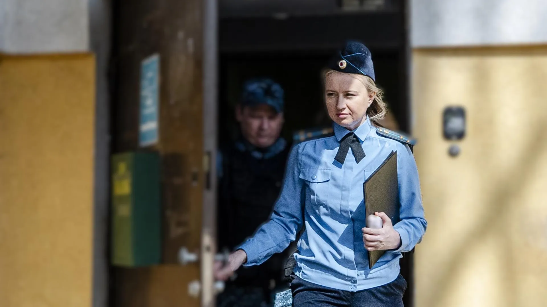 Приставы Подмосковья взыскали 2,1 млн руб долга по зарплате