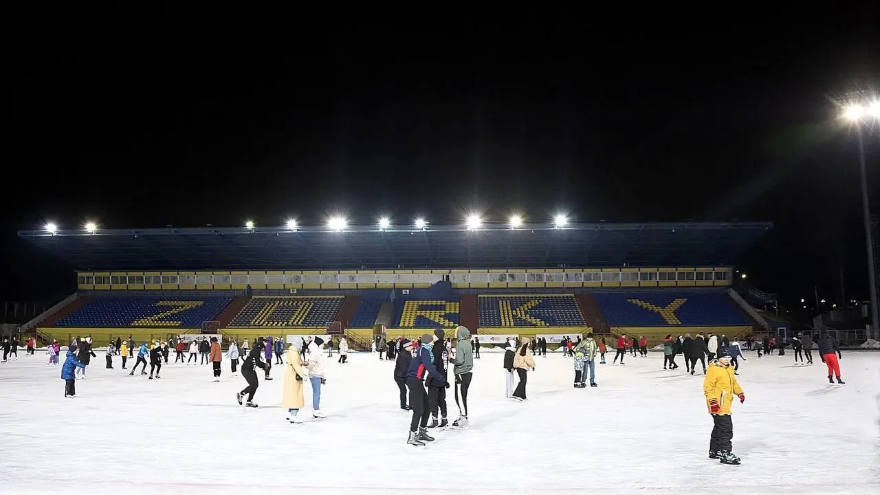 В Красногорске приступили к заливке открытого катка