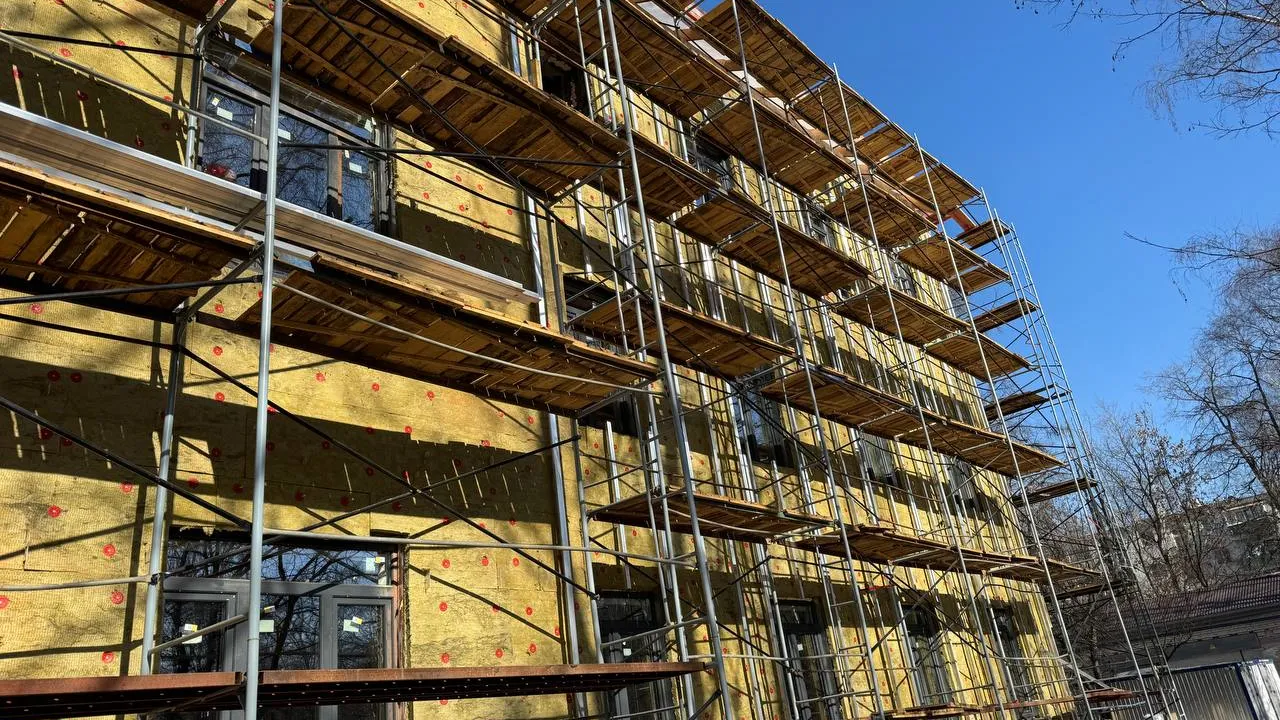 В Люберцах продолжают капремонт корпусов областной больницы