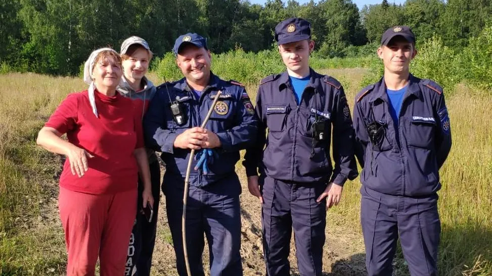 Подмосковные спасатели помогли пенсионерке выбраться из леса