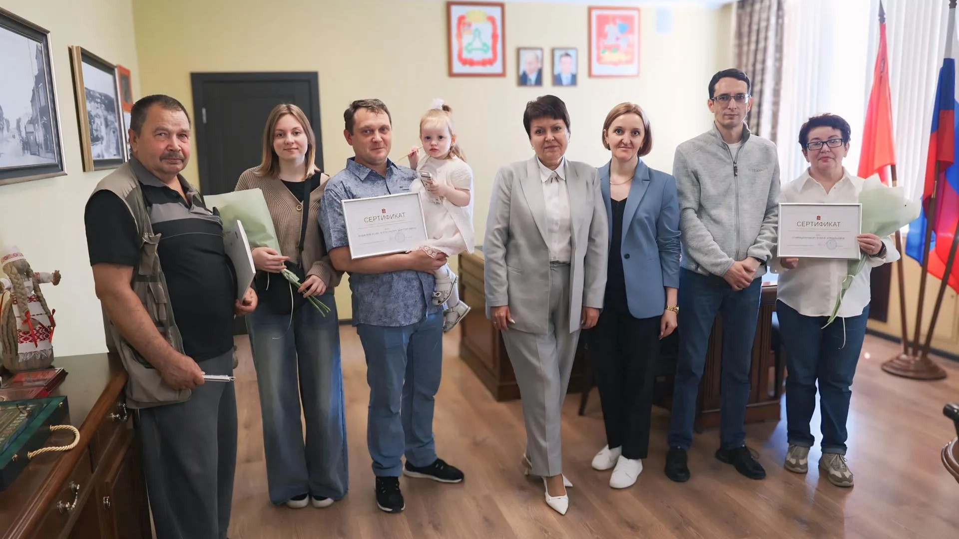 Жилищные сертификаты вручили переселенцам в Волоколамске
