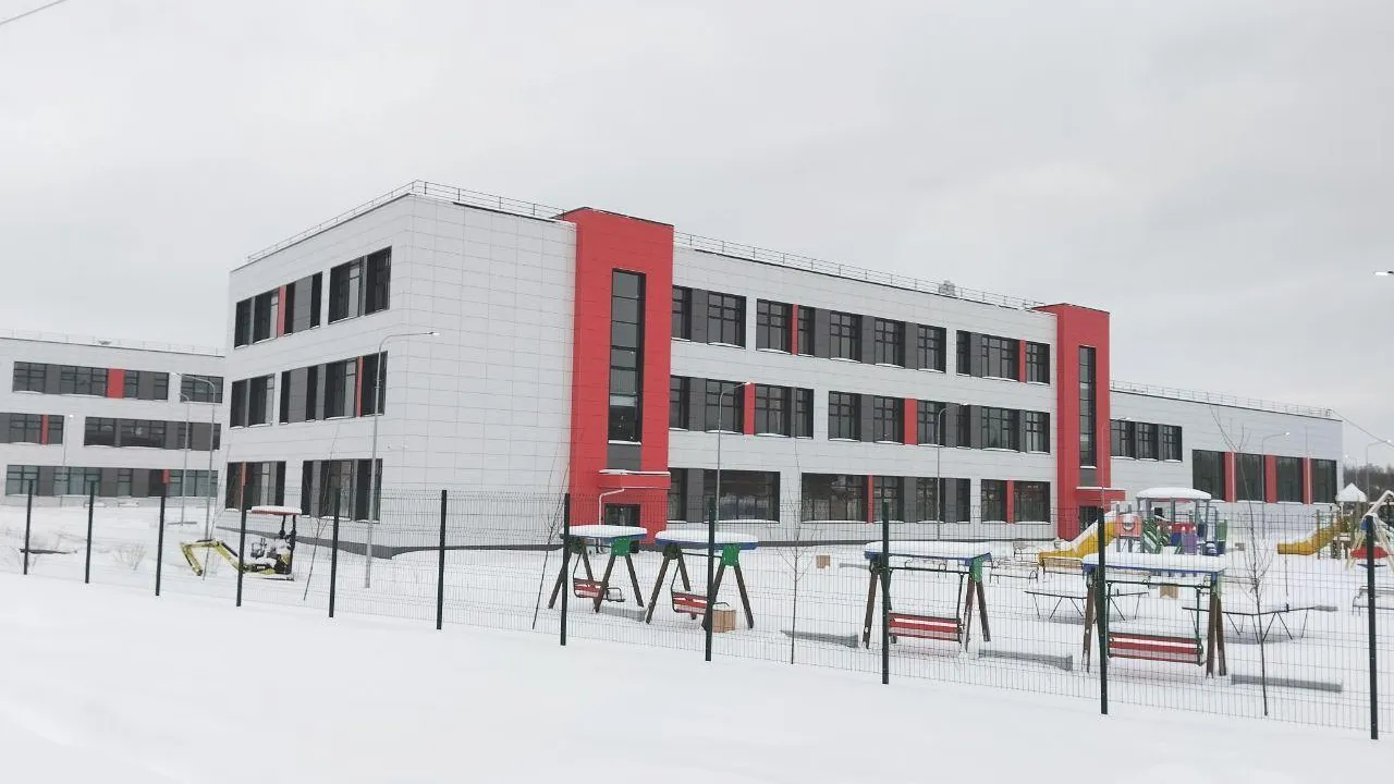 Новую школу в Истре подключили к электросетям