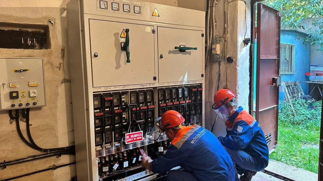 Энергетики повысили надежность электроснабжения потребителей 1‑го микрорайона Реутова
