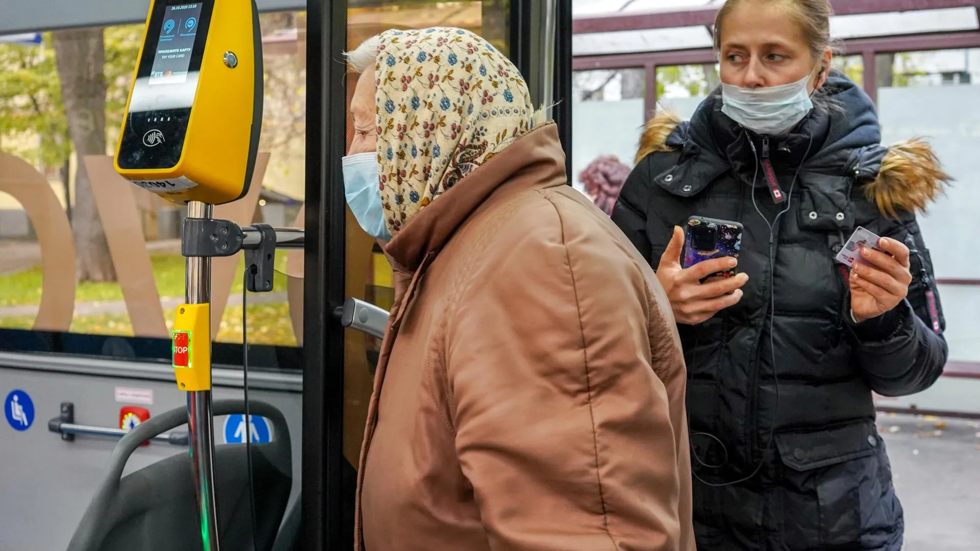 В Подмосковье могут заблокировать соцкарты жителям старше 65 лет