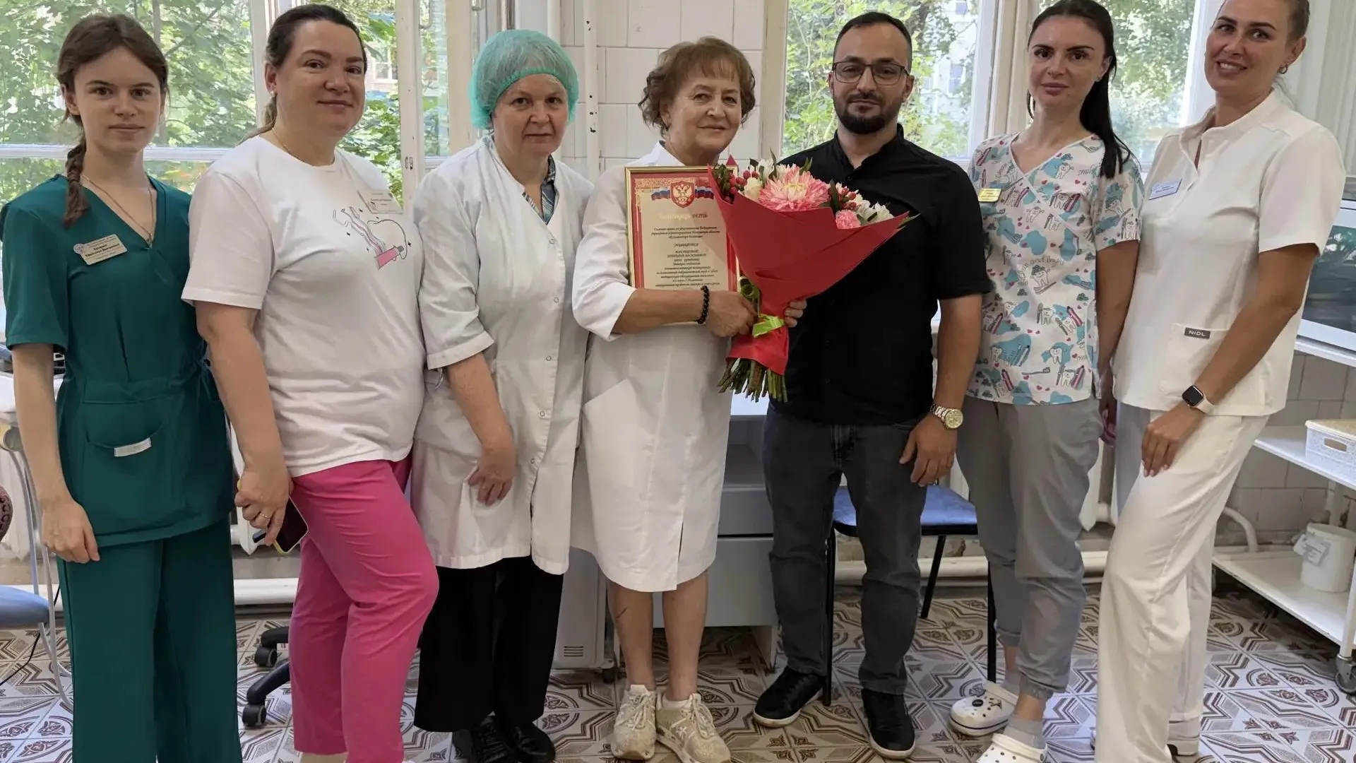 Ортодонт из Коломны Маклецова отметила 50 лет работы в медицине