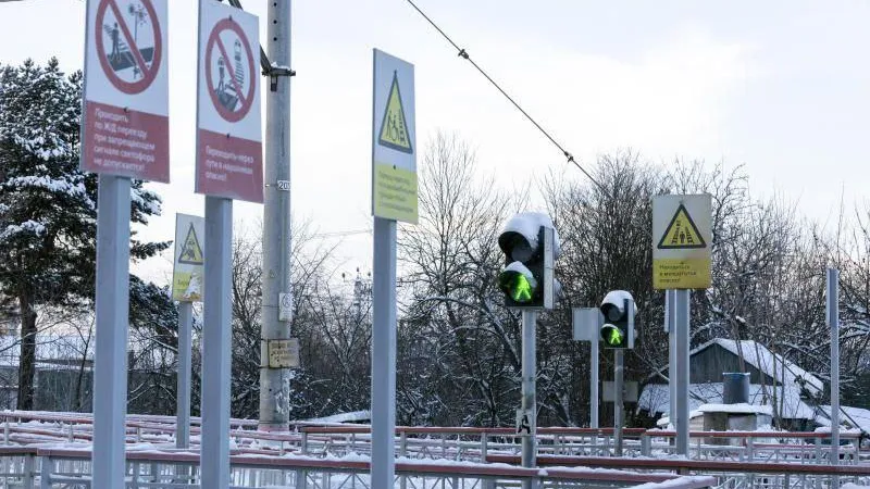 В Подмосковье на 42 станциях организовали дежурство для предотвращения травм на ж/д