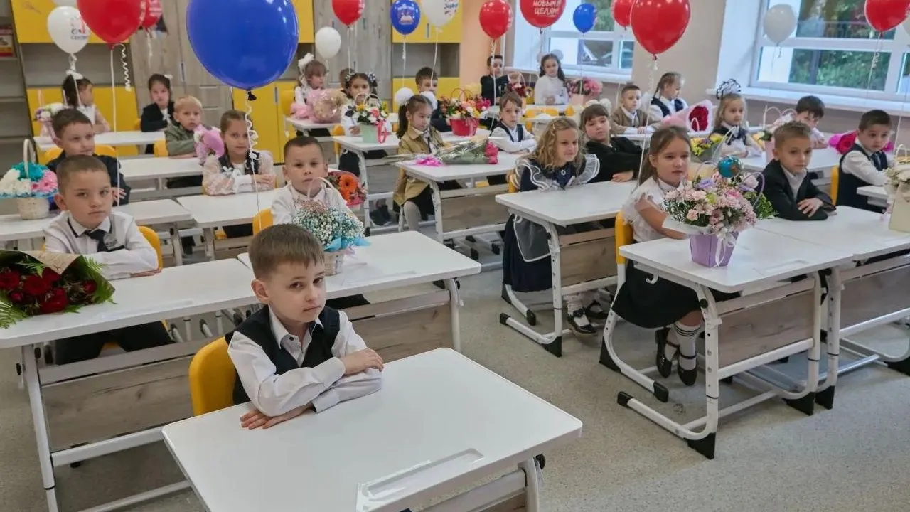 Завершился капитальный ремонт в школе № 18 в деревне Черное