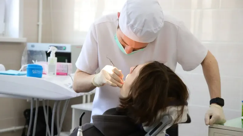 В Воскресенске внедрили имплантацию зубов по протоколу «день в день»